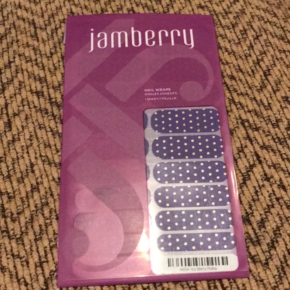 Jamberry icy berry polka nail wraps